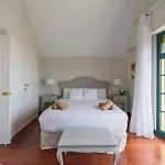 Ferienhaus House With Cozy Garden Bbq And Free Parking