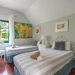 Ferienhaus House With Cozy Garden Bbq And Free Parking