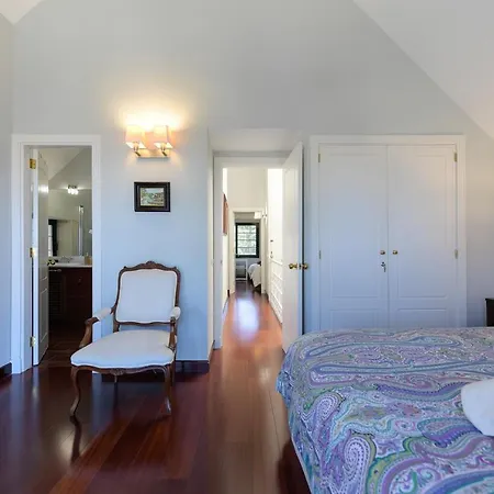 House With Cozy Garden Bbq And Free Parking Vakantiehuis